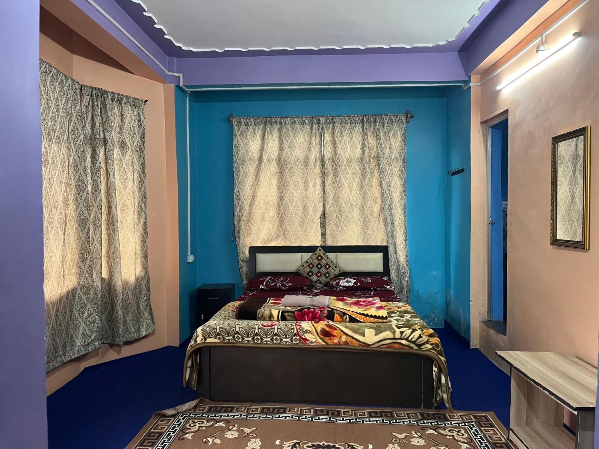 Pradhan Homestay Mirik - Homestay Beside Mirik Lake Exterior photo